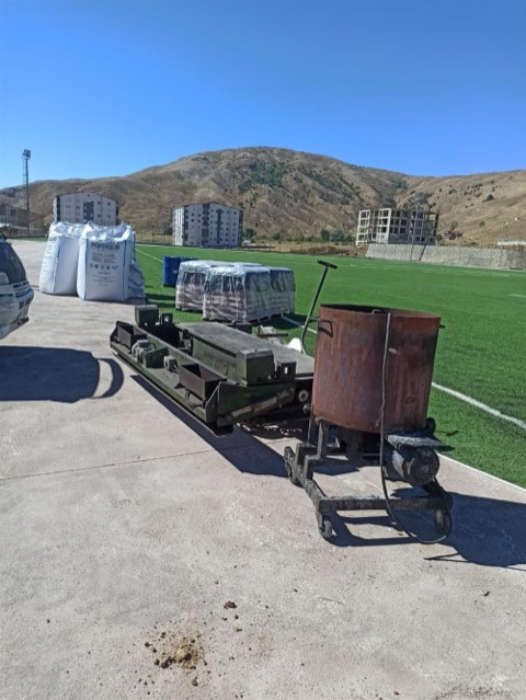 Bitlis Eren Üniversitesi Atletizm Pisti Dökme EPDM Kauçuk Zemin Kaplama Uygulamaları Başladı