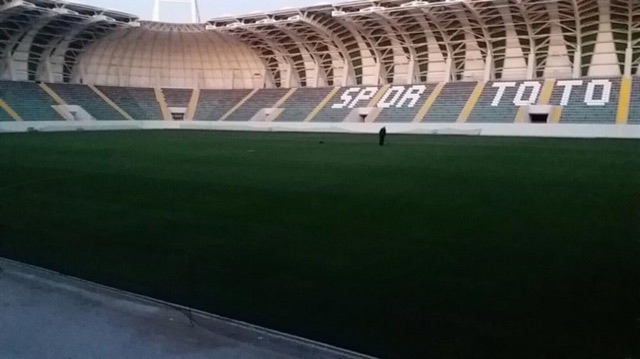 Krom Yapı Akhisar Arenada İdi