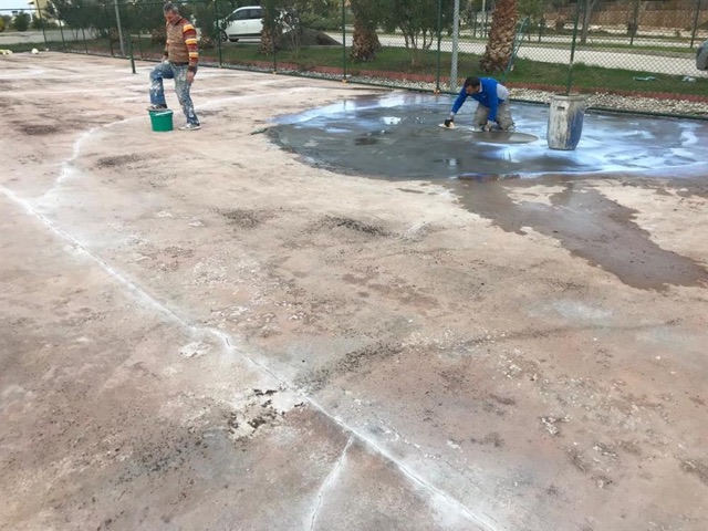Spor Saha Zemini Betonunun Tadilatı