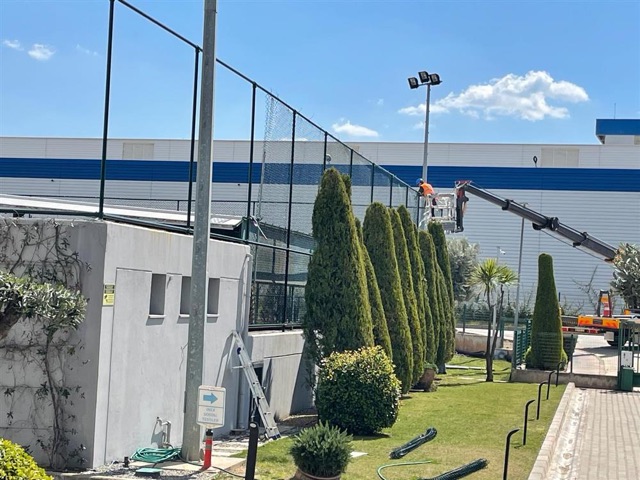 Hugo Boss İSG Standartlarında Çevre Çit Söküm Yenileme