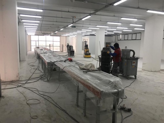 İstanbul Ecza Deposu Zeminlarinde Beton Cila, Silim, Parlatma İşlemleri.