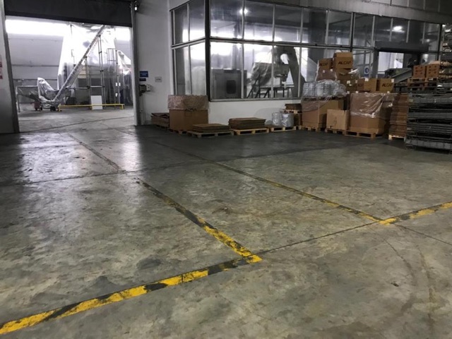 Beton Fabrika Zeminlerine Epoksi Forklift Yolları İmalatı