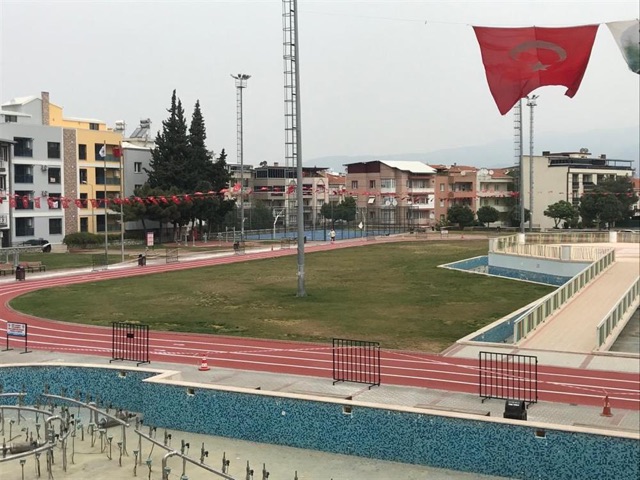 Kemalpaşa Belediyesi Akrilik Spor Saha Koşu Pisti Basketbol Sahası Zemin Kaplamaları