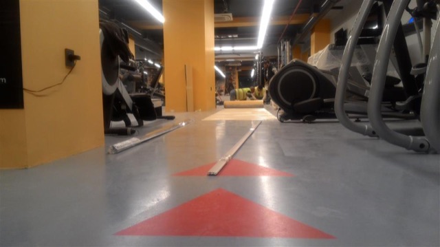 Kemalpaşa Ramada Otel'in Fitness Salonuna Uni PVC Yer Kaplama ile Krom Yapı İmzası