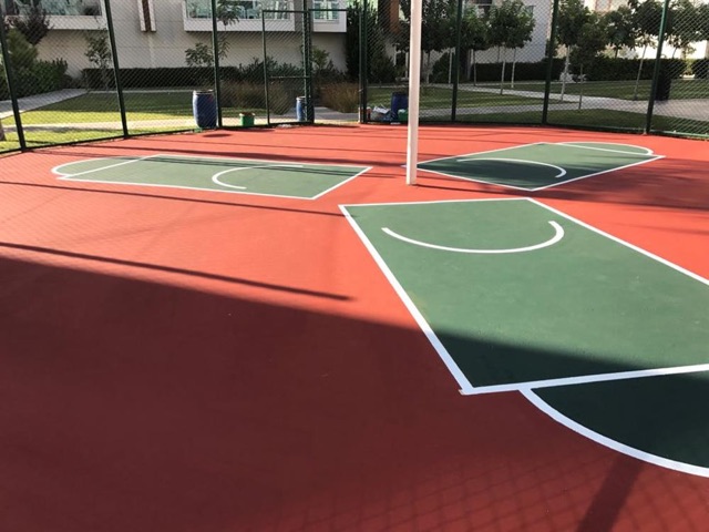 Mavişehir Modern EPDM Dökme Kauçuk ve Akrilik Basketbol Saha İmalatları