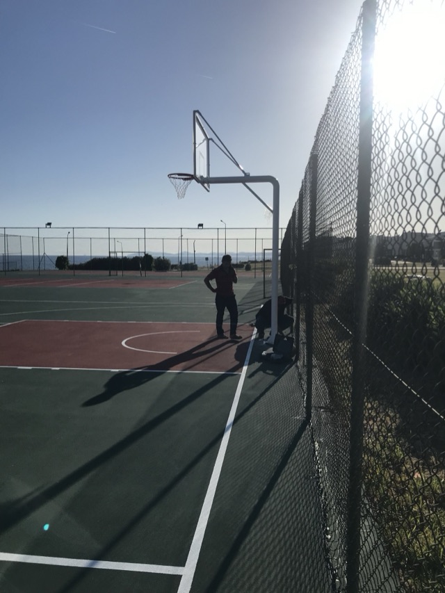 ovacık Sağlık Sitesi 2000 m2 Akrilik Basketbol Voleybol Tenis Saha Zeminleri Ve Spor Ekipmanları 06