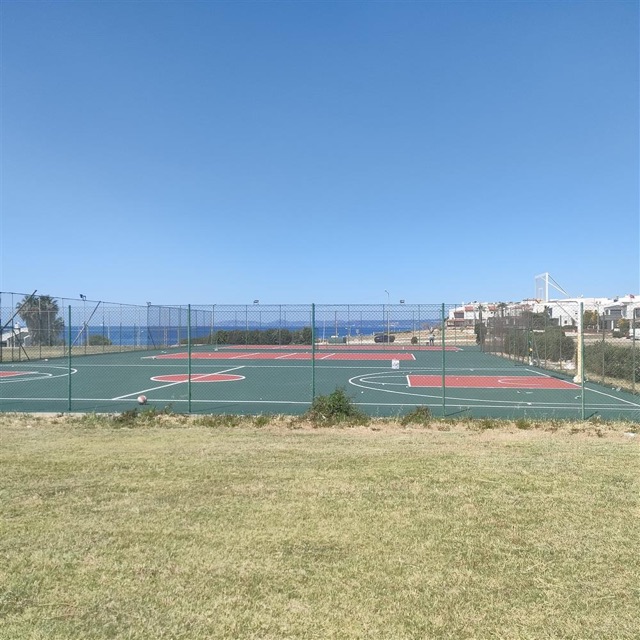 ovacık Sağlık Sitesi 2000 m2 Akrilik Basketbol Voleybol Tenis Saha Zeminleri Ve Spor Ekipmanları 08