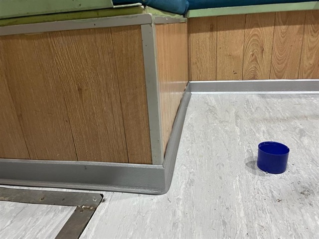 TCSG 81 Özel Kompozit Pvc Süpürgelik