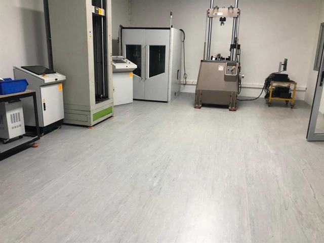 Laboratuvar Zeminleri İçin Homojen Pvc Yer Döşeme