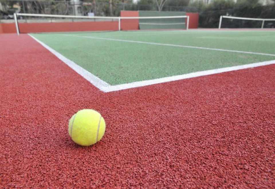EPDM Dökme Kauçuk Spor Zemin Kaplamaları